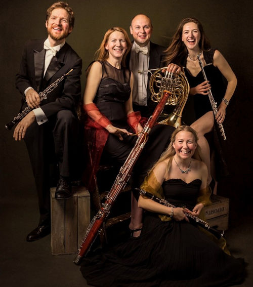 Image of the ensemble themselves in concert dress